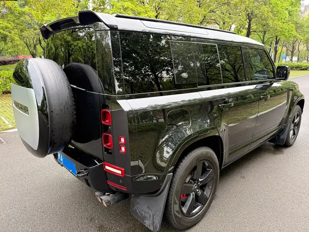 Land Rover Defender — фото 5