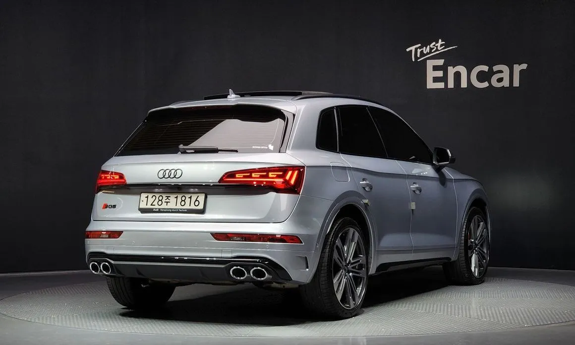 Audi SQ5 — фото 5