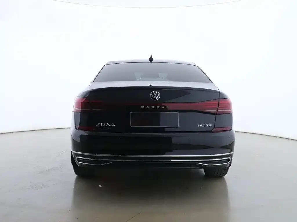 Volkswagen Passat — фото 3