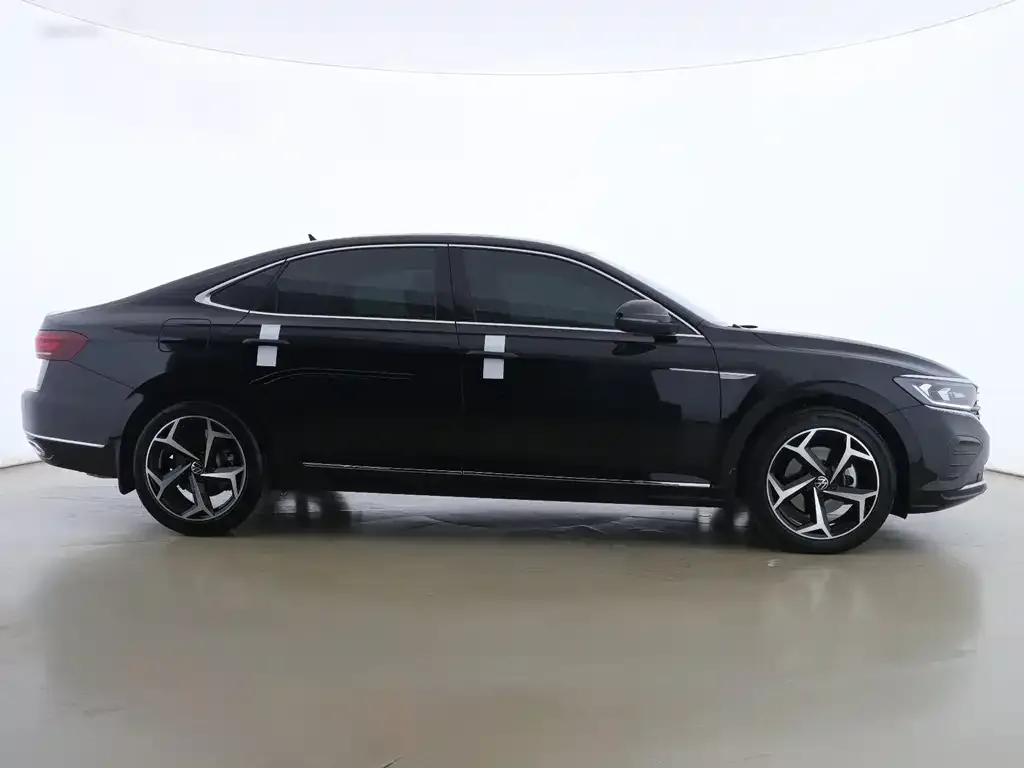 Volkswagen Passat — фото 2