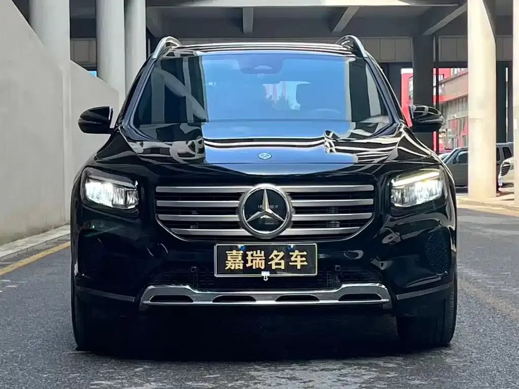 Mercedes-Benz GLB — фото 4