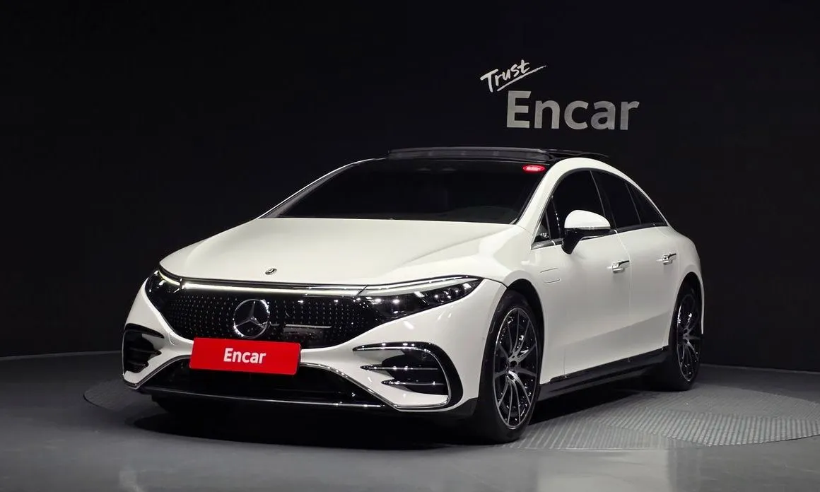 Mercedes-Benz EQS — фото 1