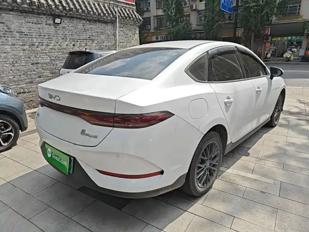 BYD Qin PLUS — фото 9