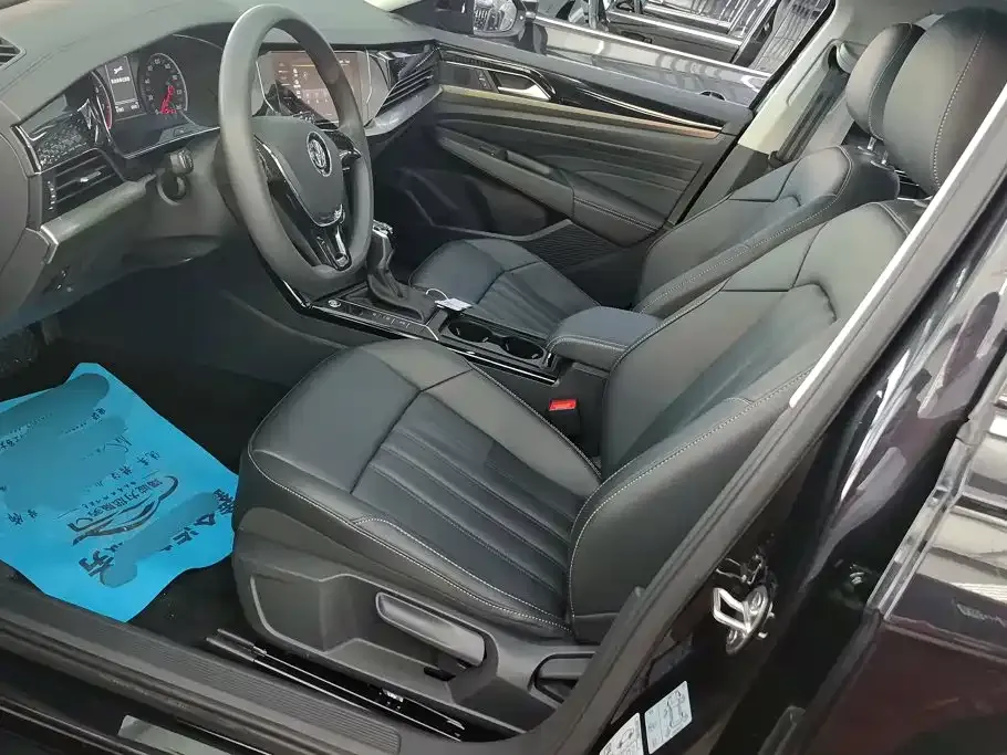 Volkswagen Passat — фото 5