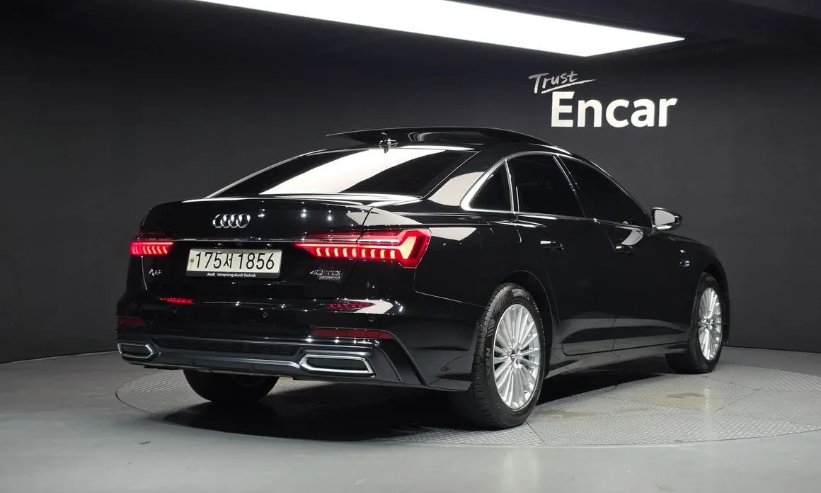 Audi A6 — фото 6