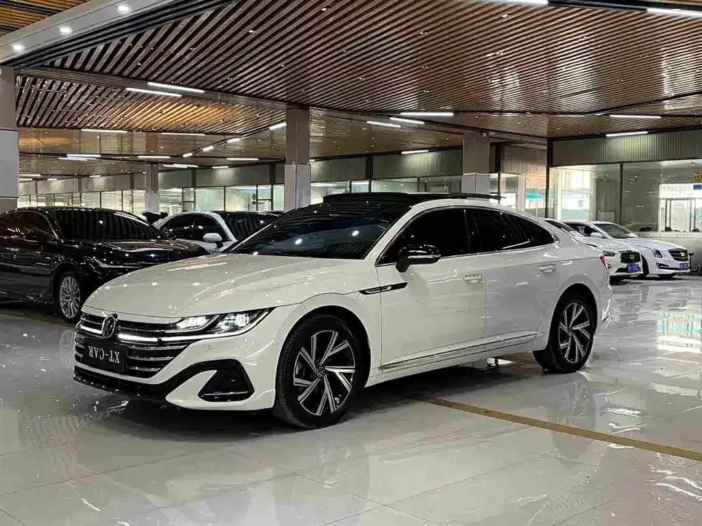 Volkswagen CC — фото 1