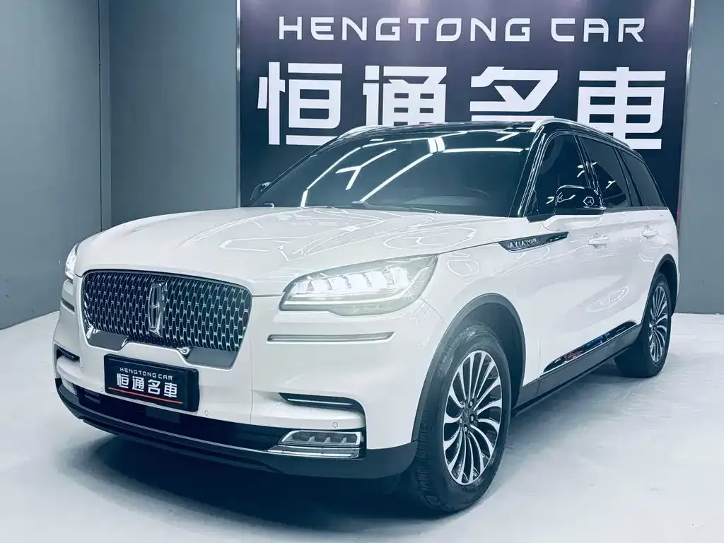 Lincoln Aviator — фото 1