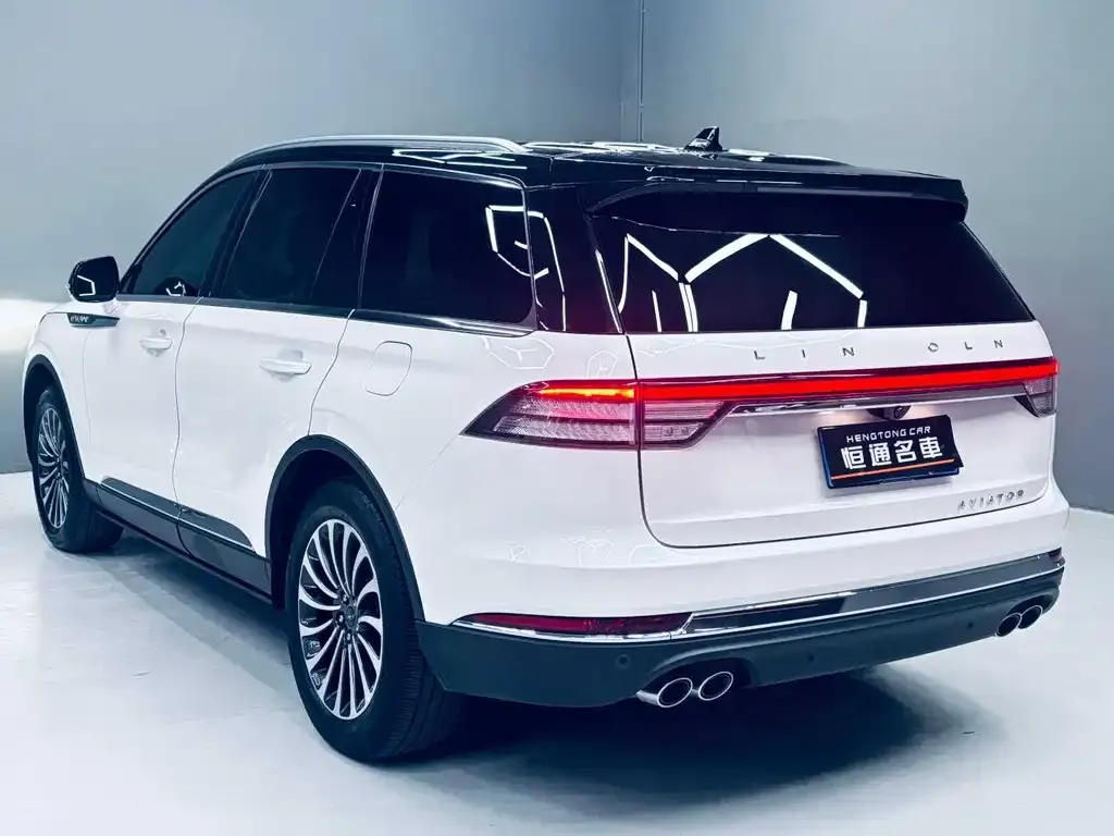 Lincoln Aviator — фото 4