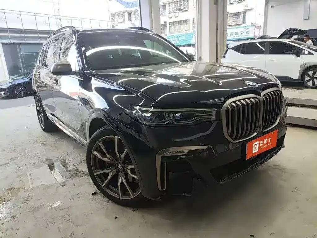 BMW X7 — фото 5