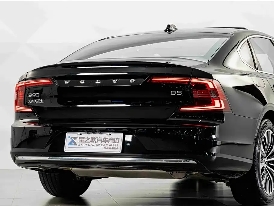 Volvo S90 — фото 8