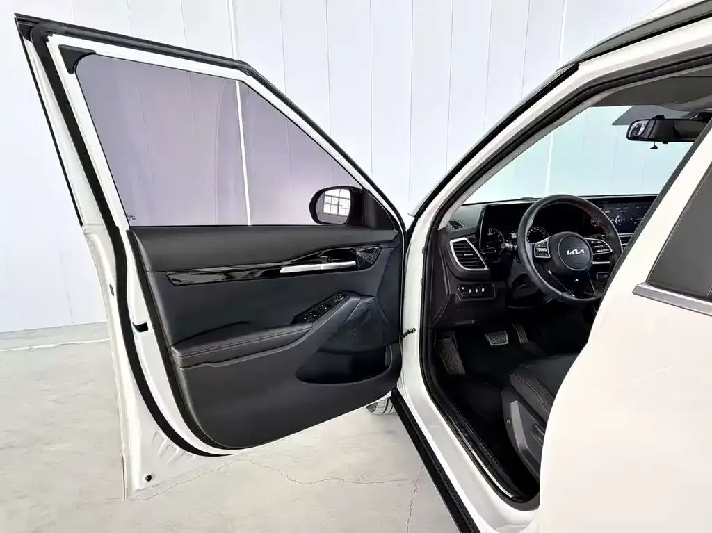 Kia KX3 — фото 5