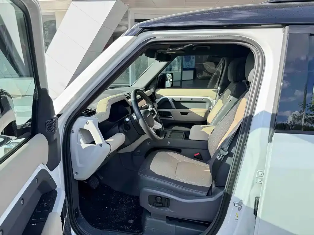Land Rover Defender — фото 4