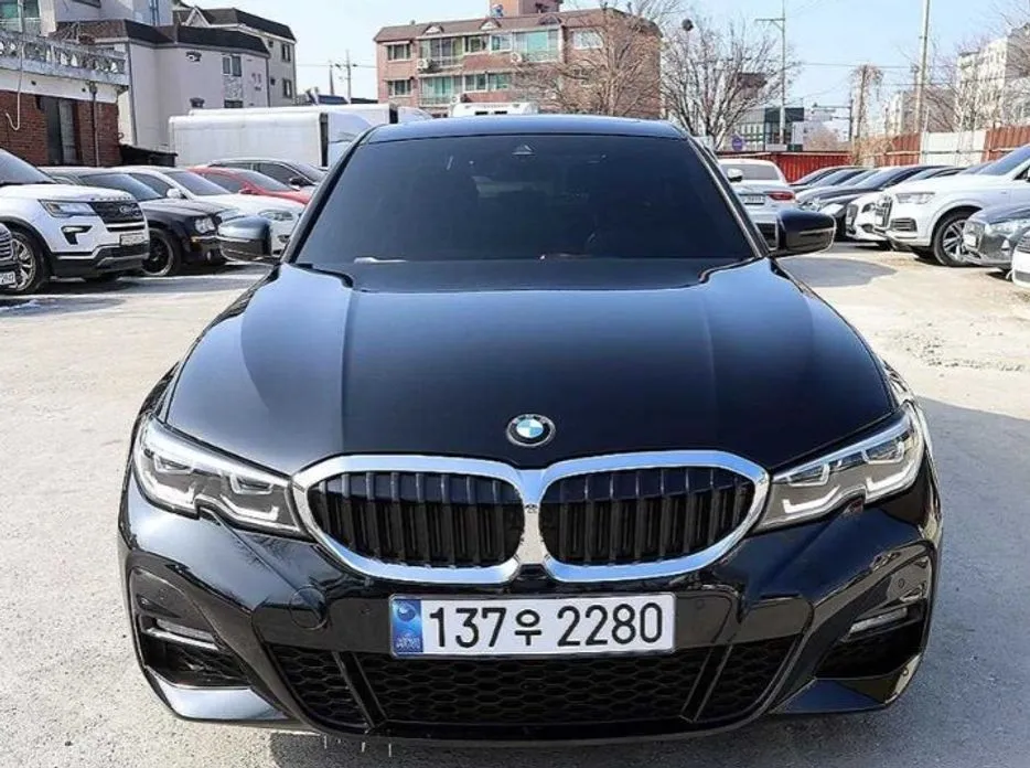 BMW 3-Series — фото 1