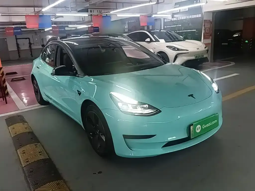 Tesla Model 3 — фото 3
