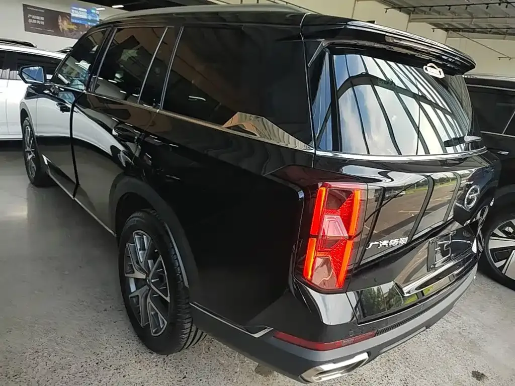 GAC Motor Trumpchi GS8 — фото 8