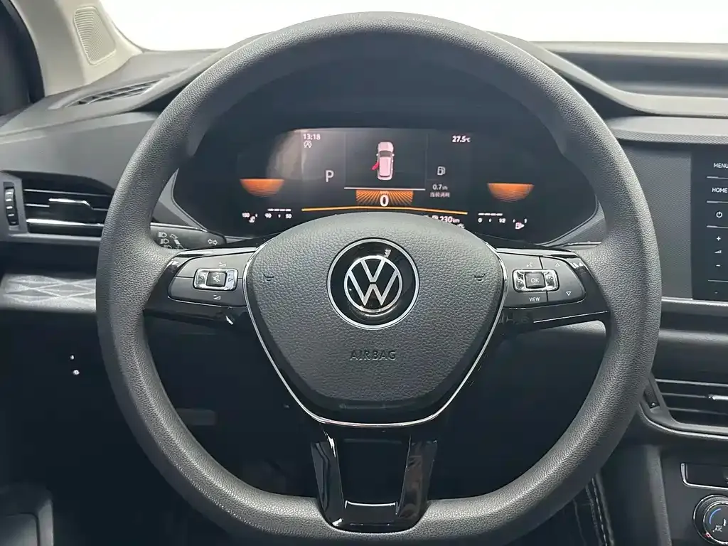 Volkswagen Tharu — фото 10