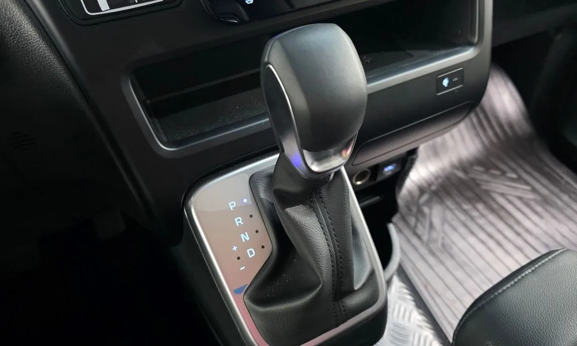Hyundai Staria — фото 4