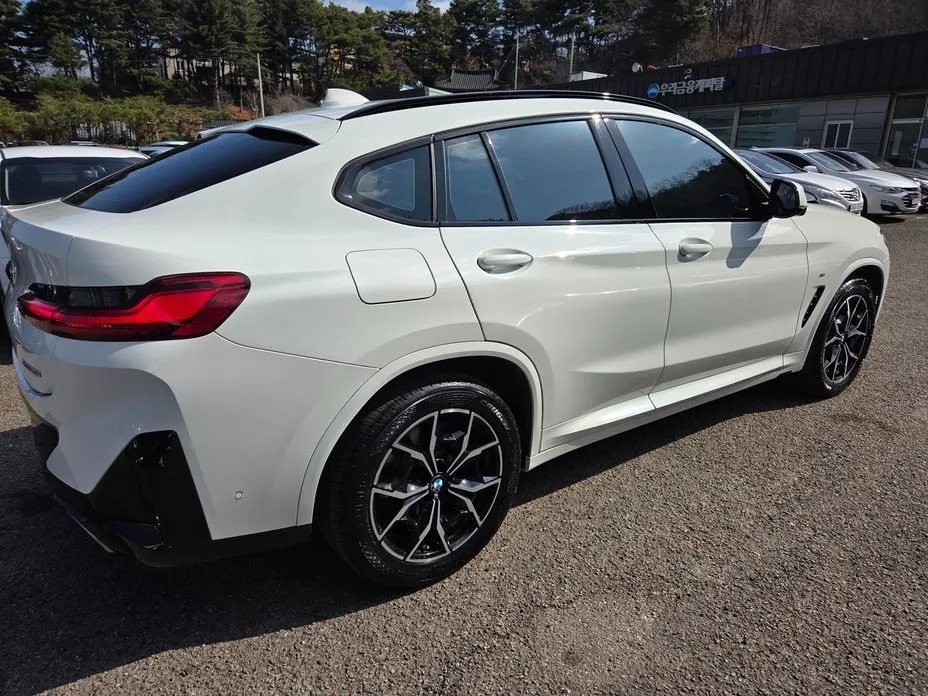 BMW X4 — фото 5