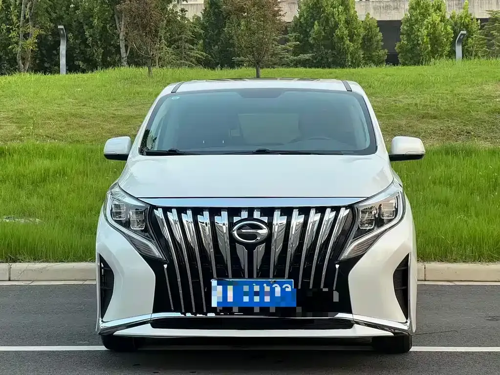 GAC Motor Trumpchi M8 — фото 10