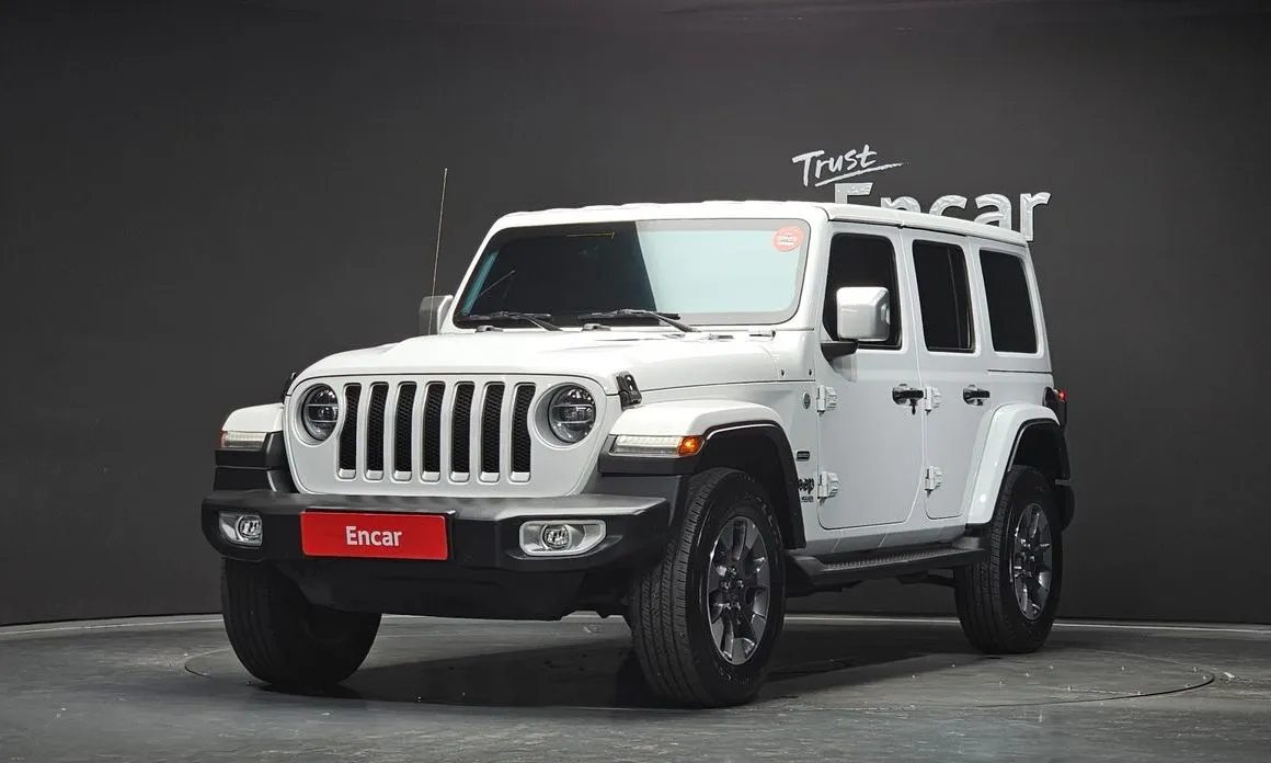 Jeep Wrangler — фото 1