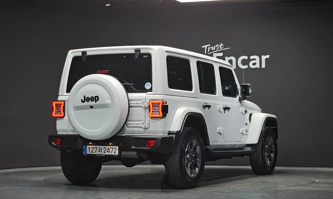 Jeep Wrangler — фото 2