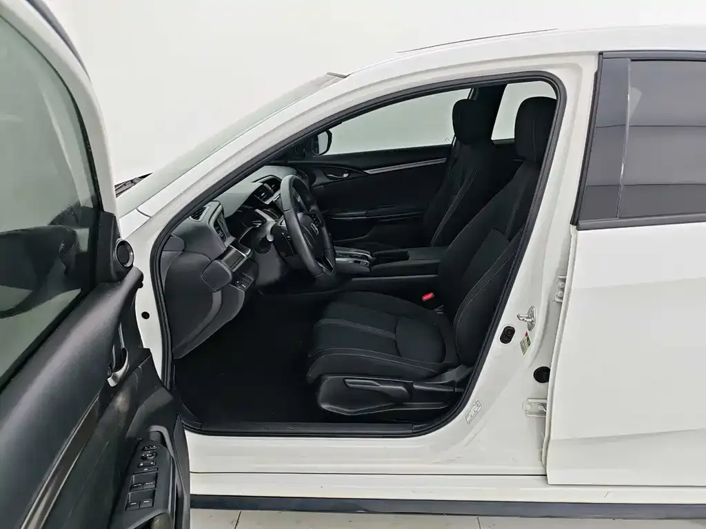 Honda Civic — фото 8