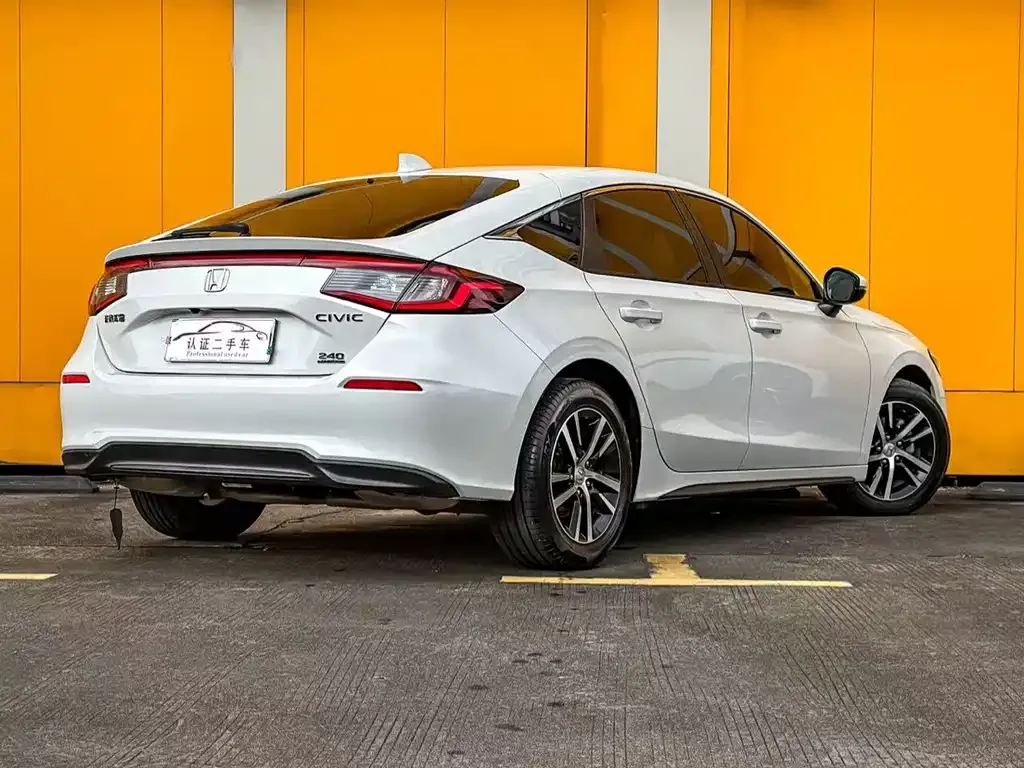 Honda Civic — фото 4
