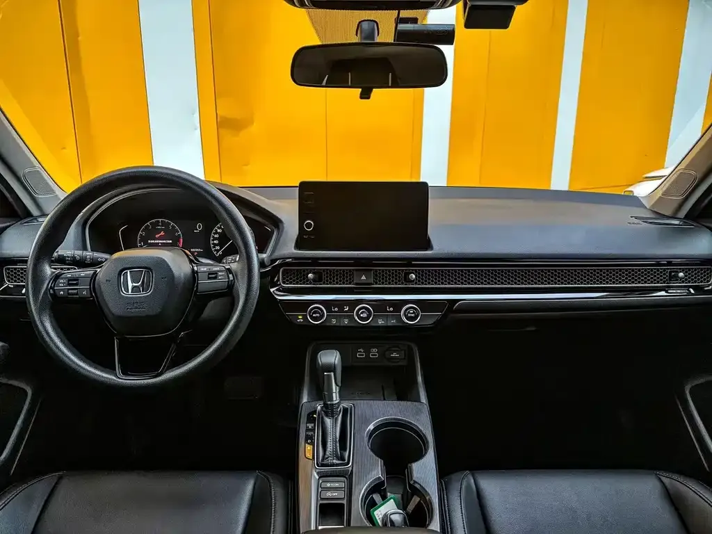Honda Civic — фото 7