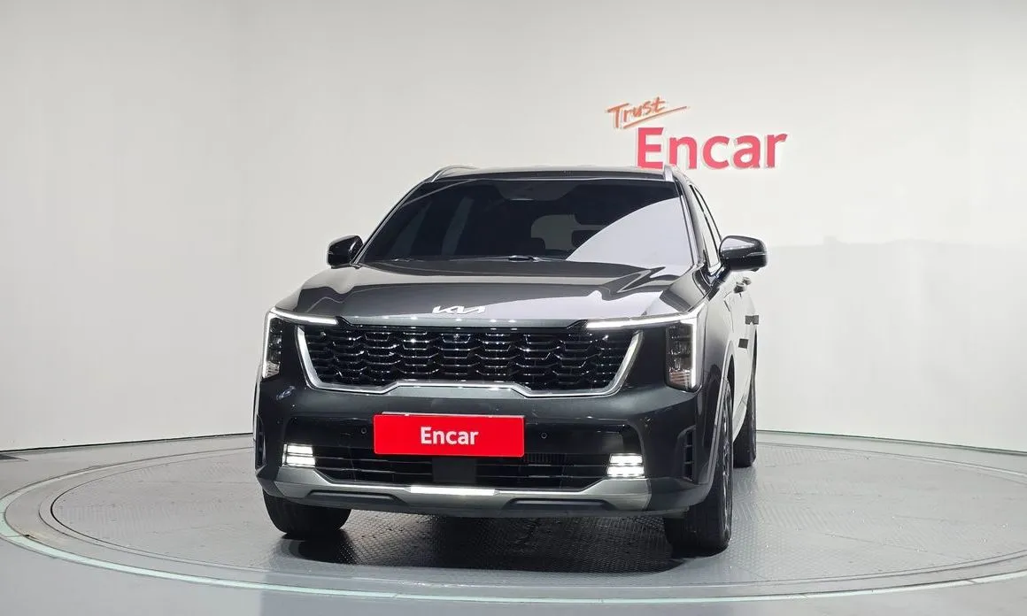 Kia Sorento — фото 6