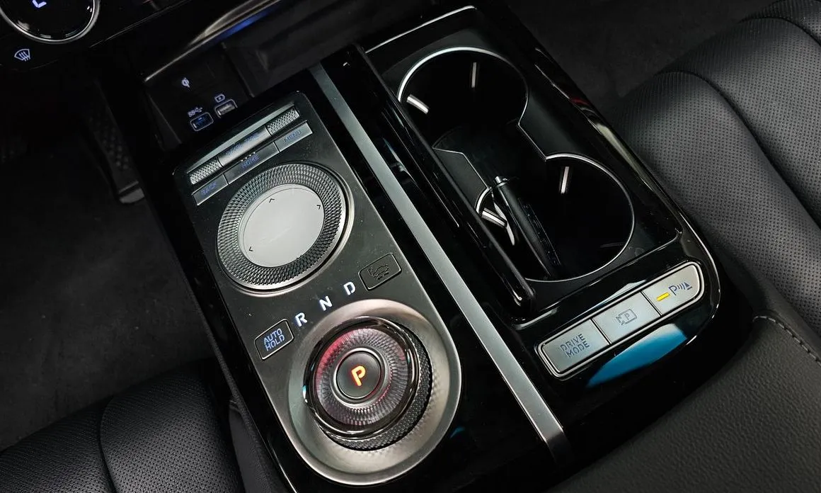 Genesis G80 — фото 10