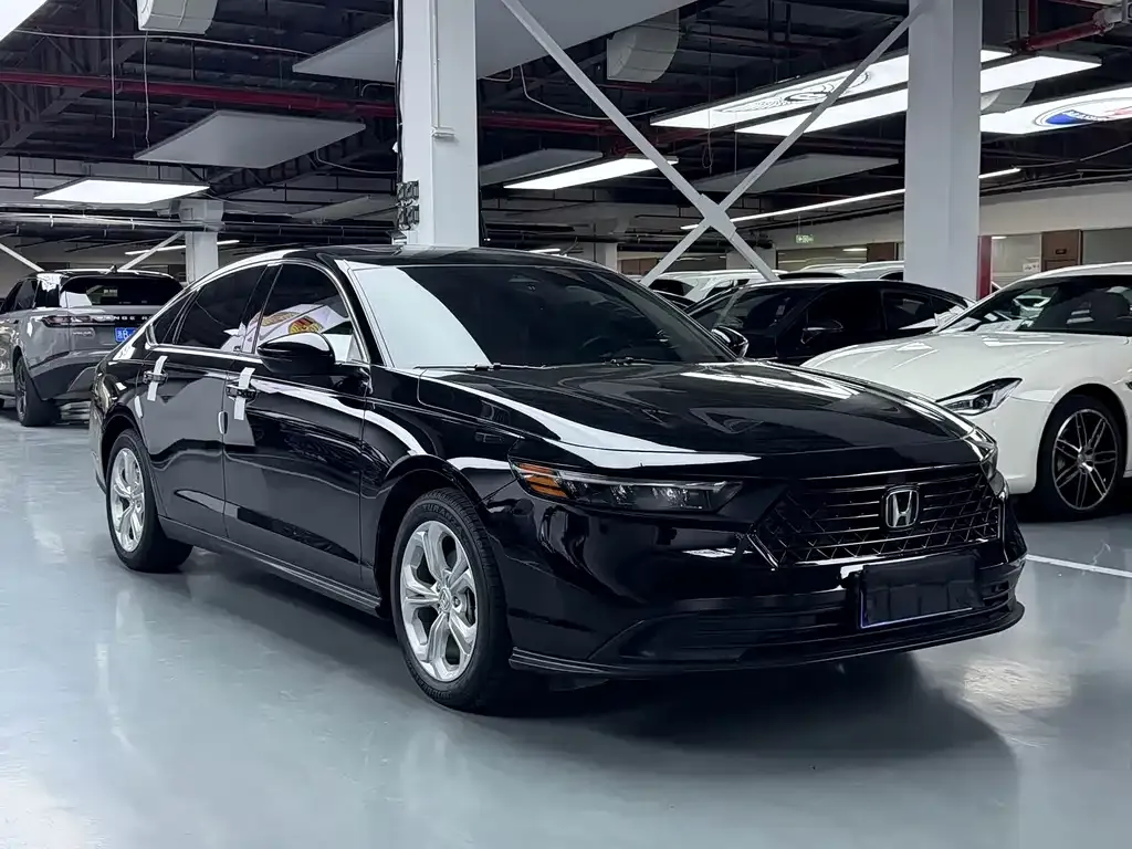 Honda Accord — фото 7