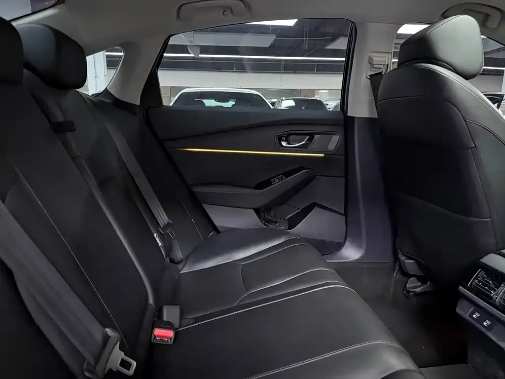 Honda Accord — фото 10