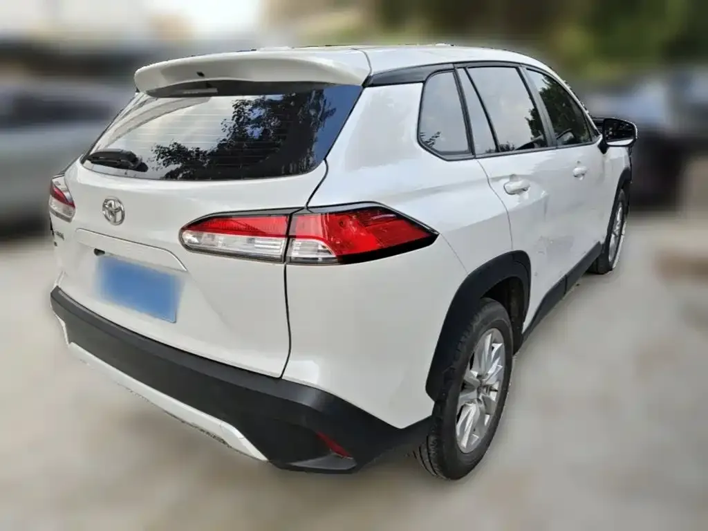 Toyota Corolla Cross — фото 10