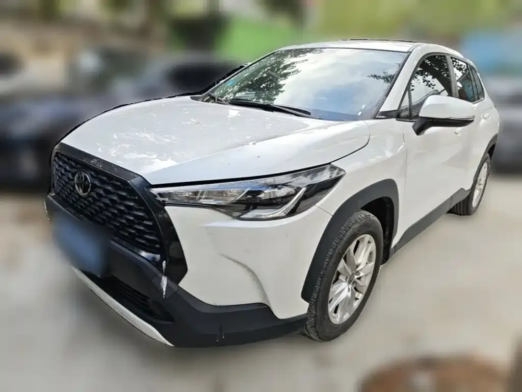 Toyota Corolla Cross — фото 8