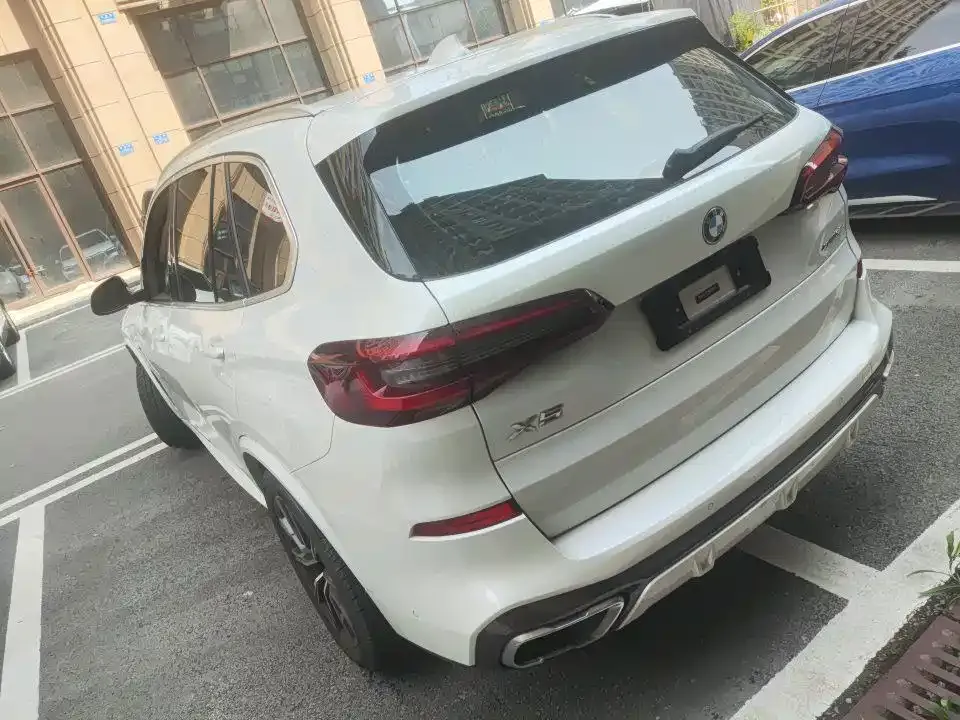 BMW X5 (Import) — фото 3