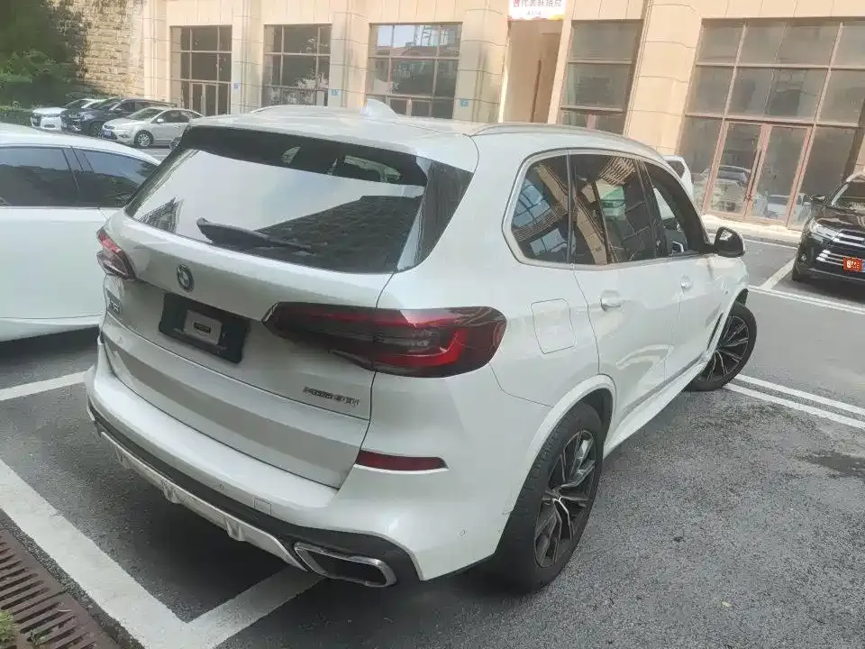 BMW X5 (Import) — фото 8
