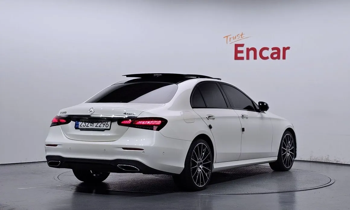 Mercedes-Benz E-Class — фото 5