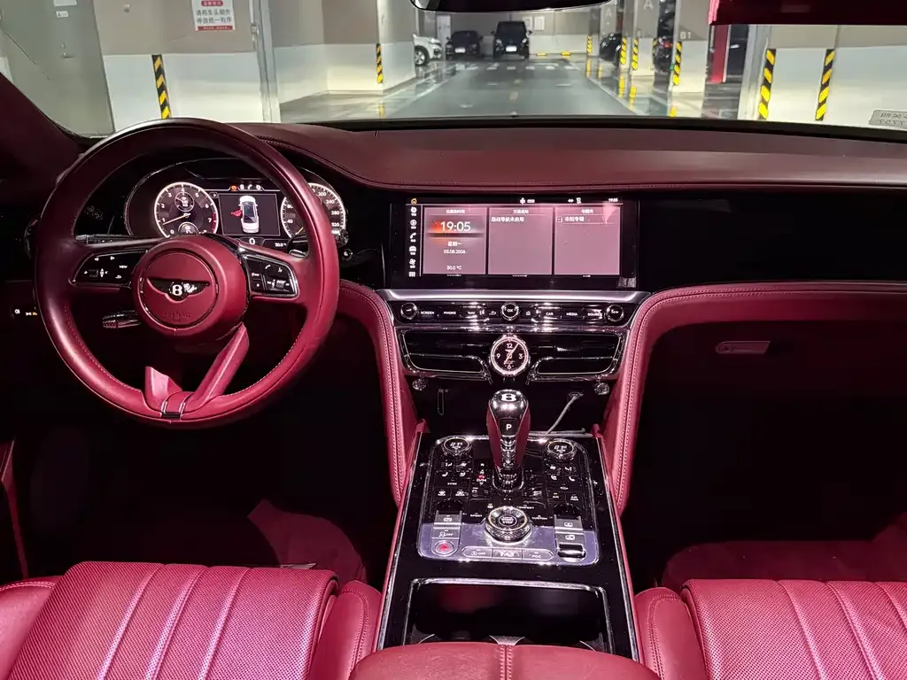 Bentley Flying Spur — фото 8