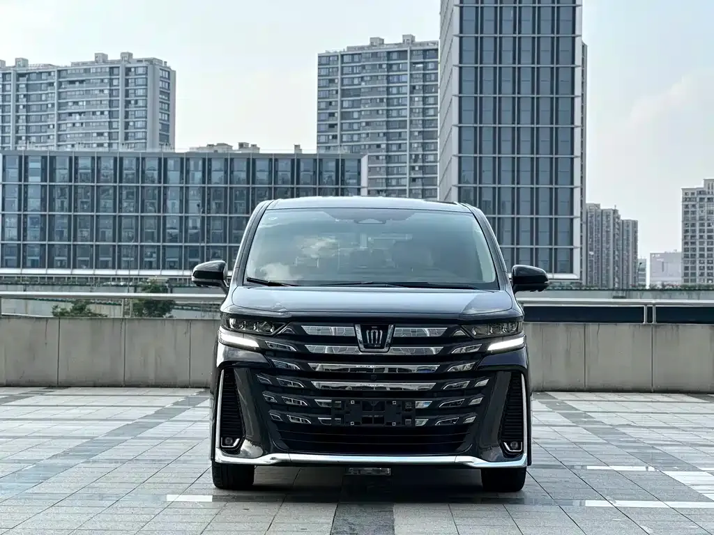 Toyota Vellfire — фото 6