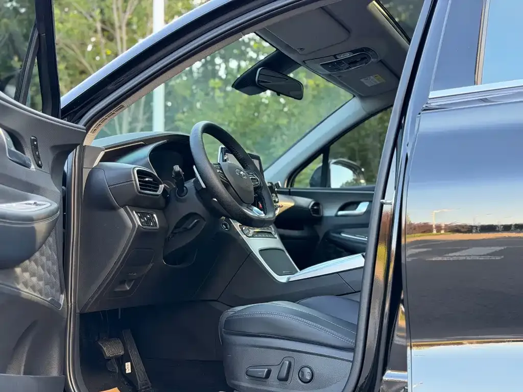 Hyundai Santa Fe — фото 2