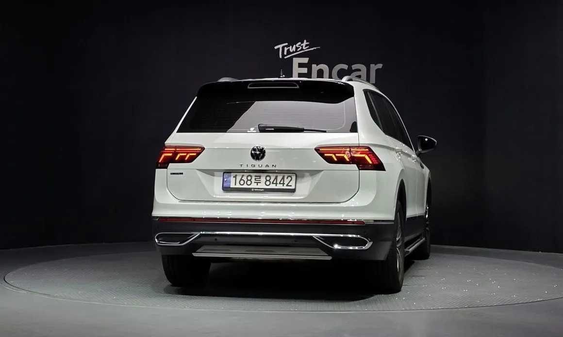 Volkswagen Tiguan — фото 5
