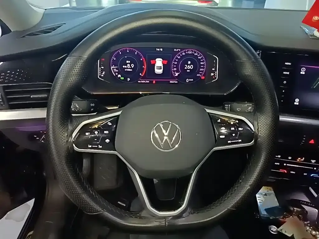 Volkswagen Passat — фото 6