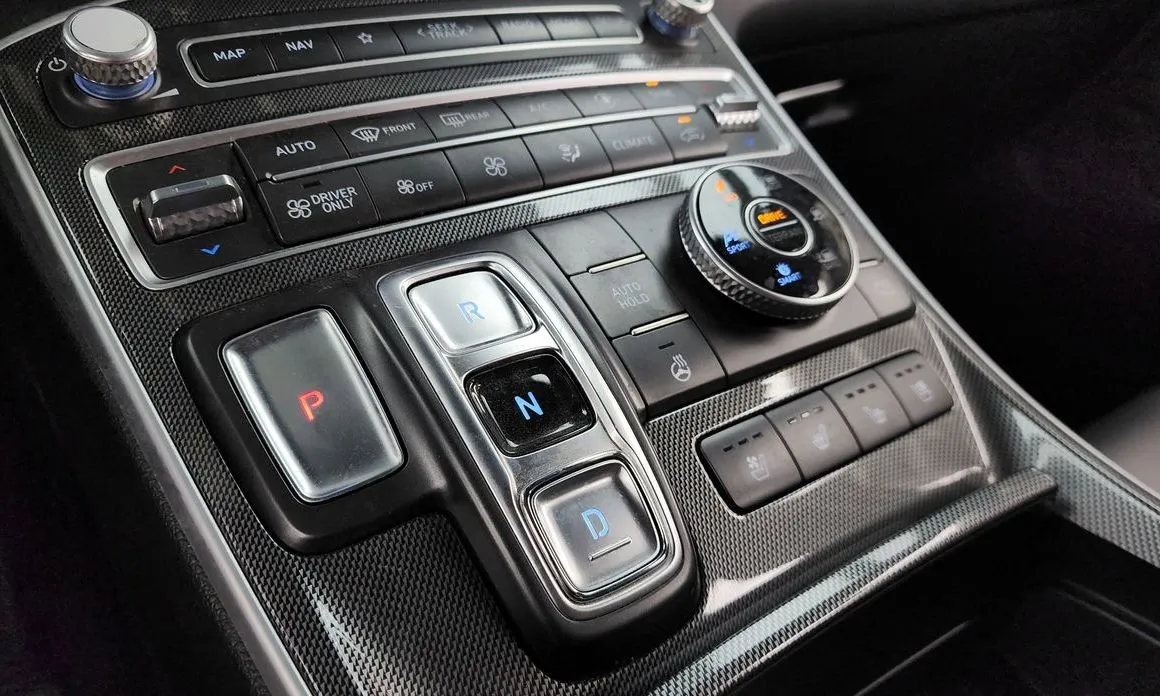 Hyundai Santafe — фото 9