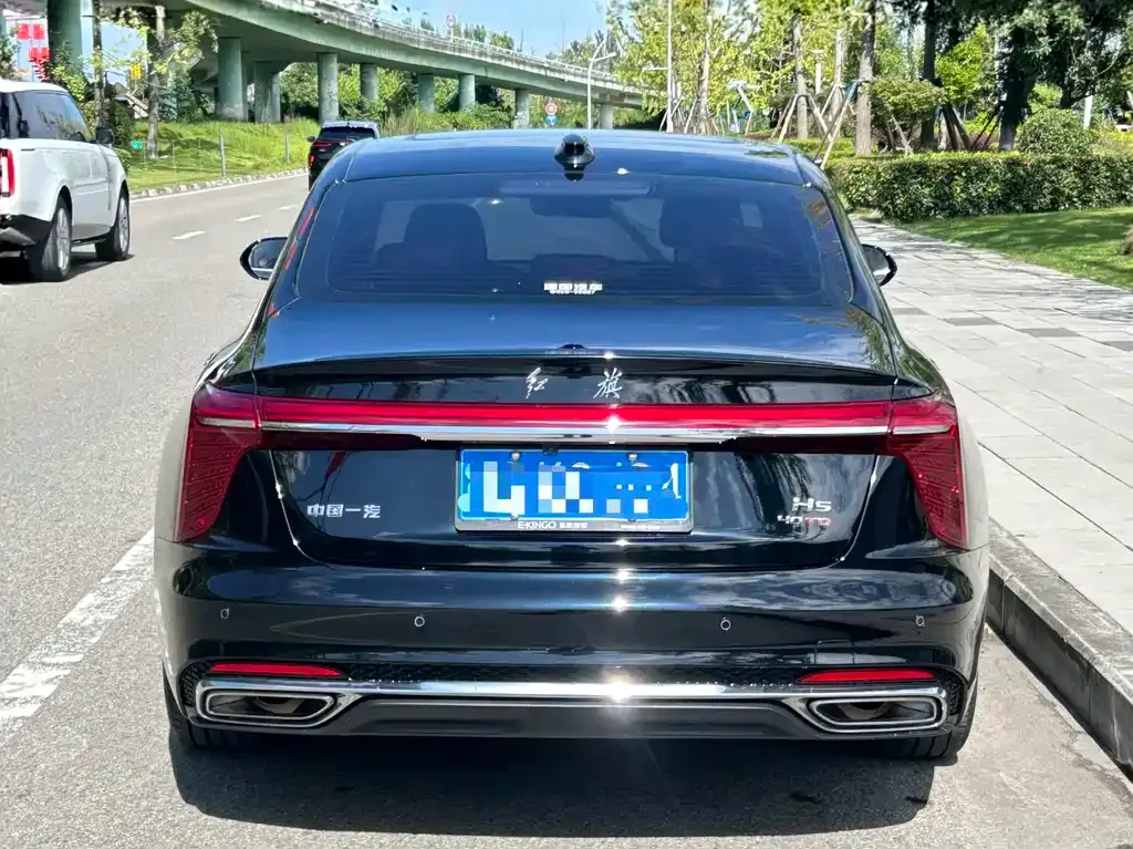 Hongqi H5 — фото 8