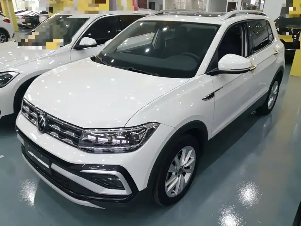 Volkswagen T-Cross — фото 1