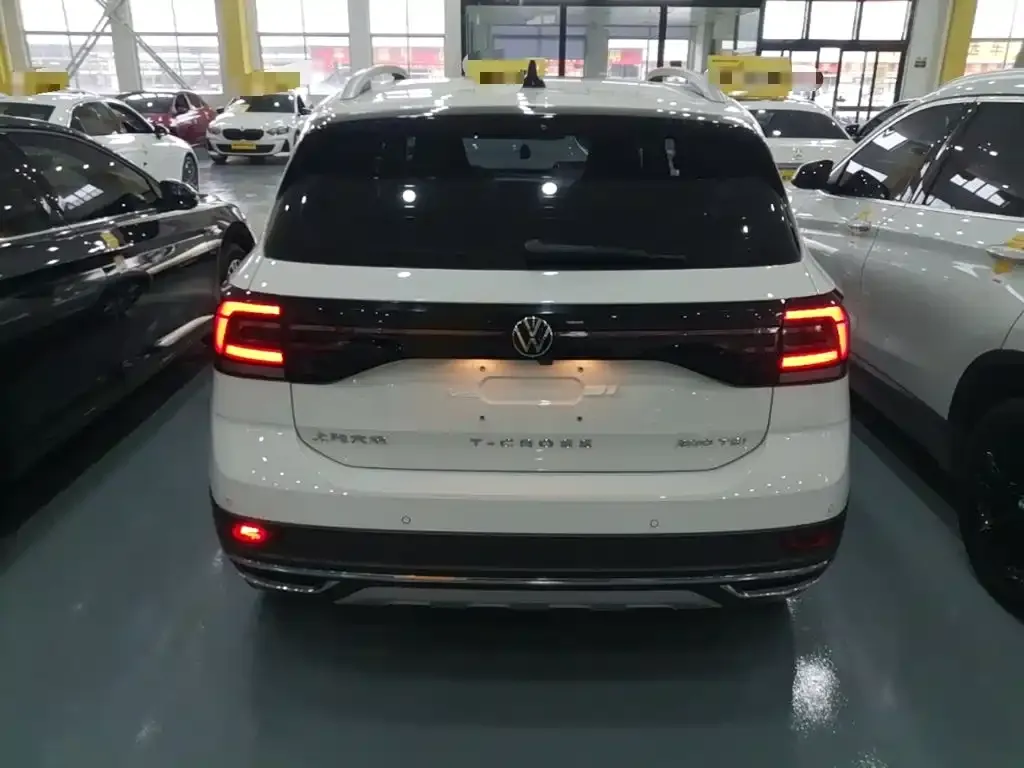 Volkswagen T-Cross — фото 8