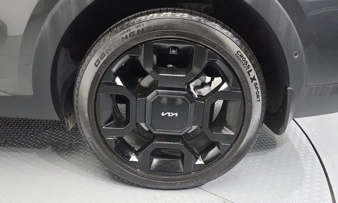 Kia Sorento — фото 9