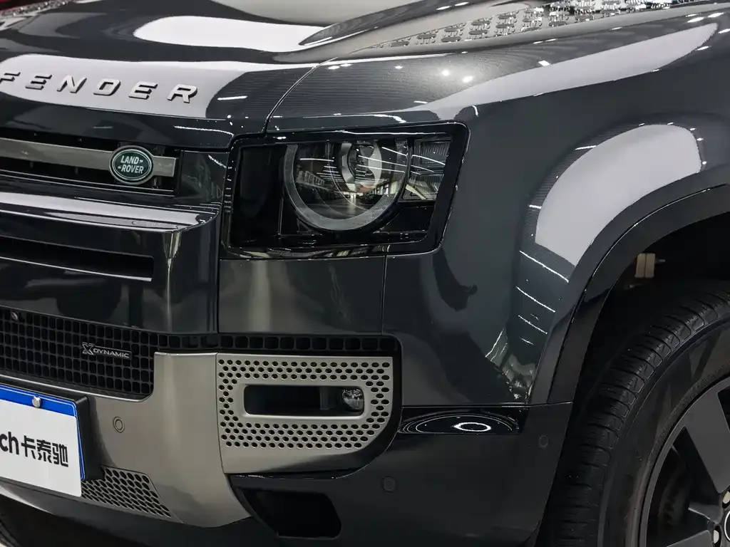 Land Rover Defender — фото 10