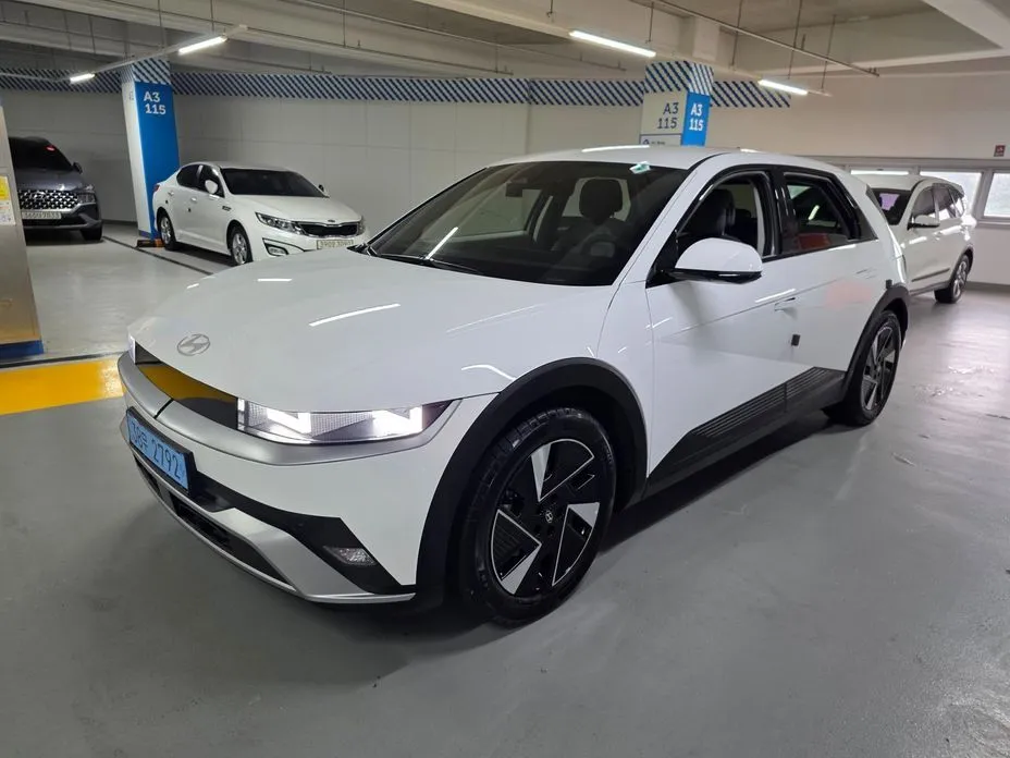Hyundai Ioniq5 — фото 1