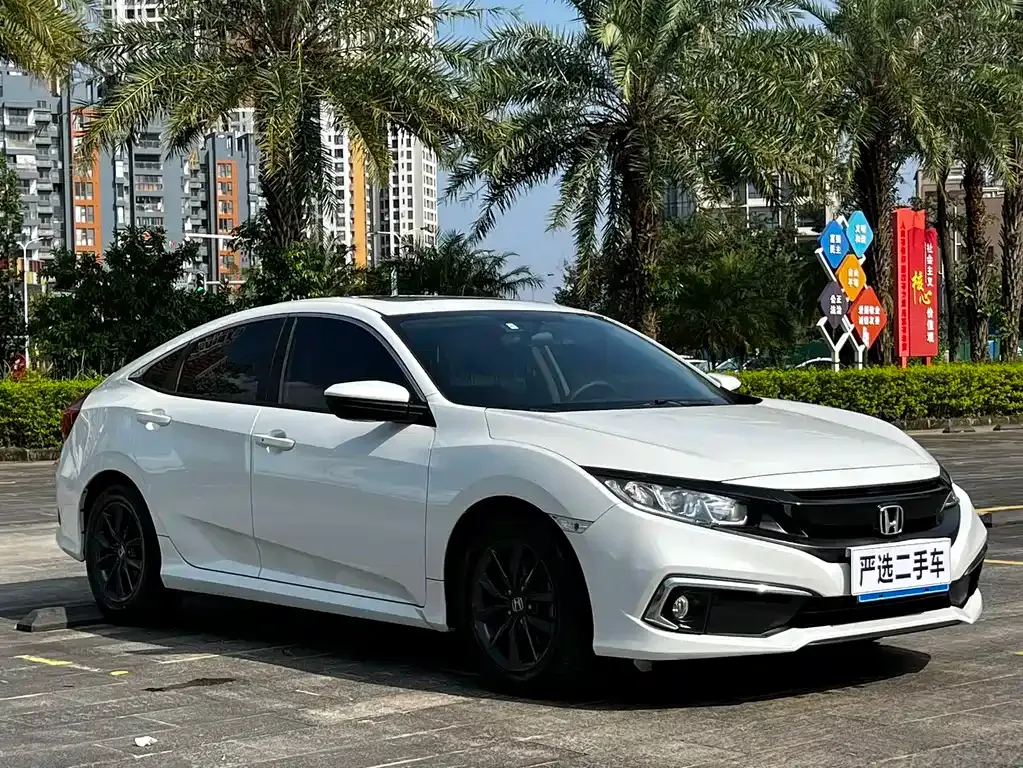 Honda Civic — фото 8